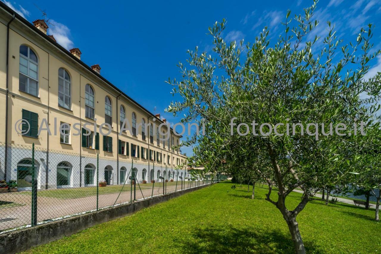 Bluelake Inn Olginate Екстериор снимка