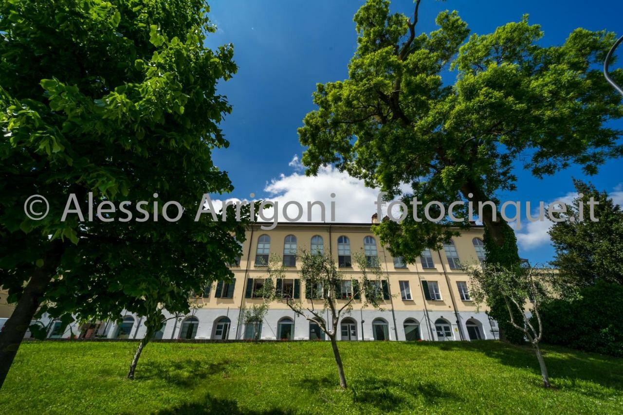Bluelake Inn Olginate Екстериор снимка