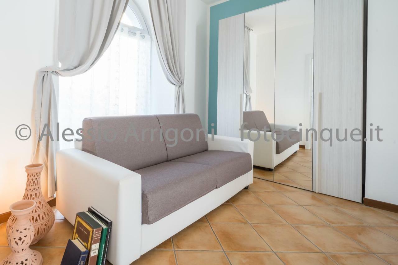 Bluelake Inn Olginate Екстериор снимка