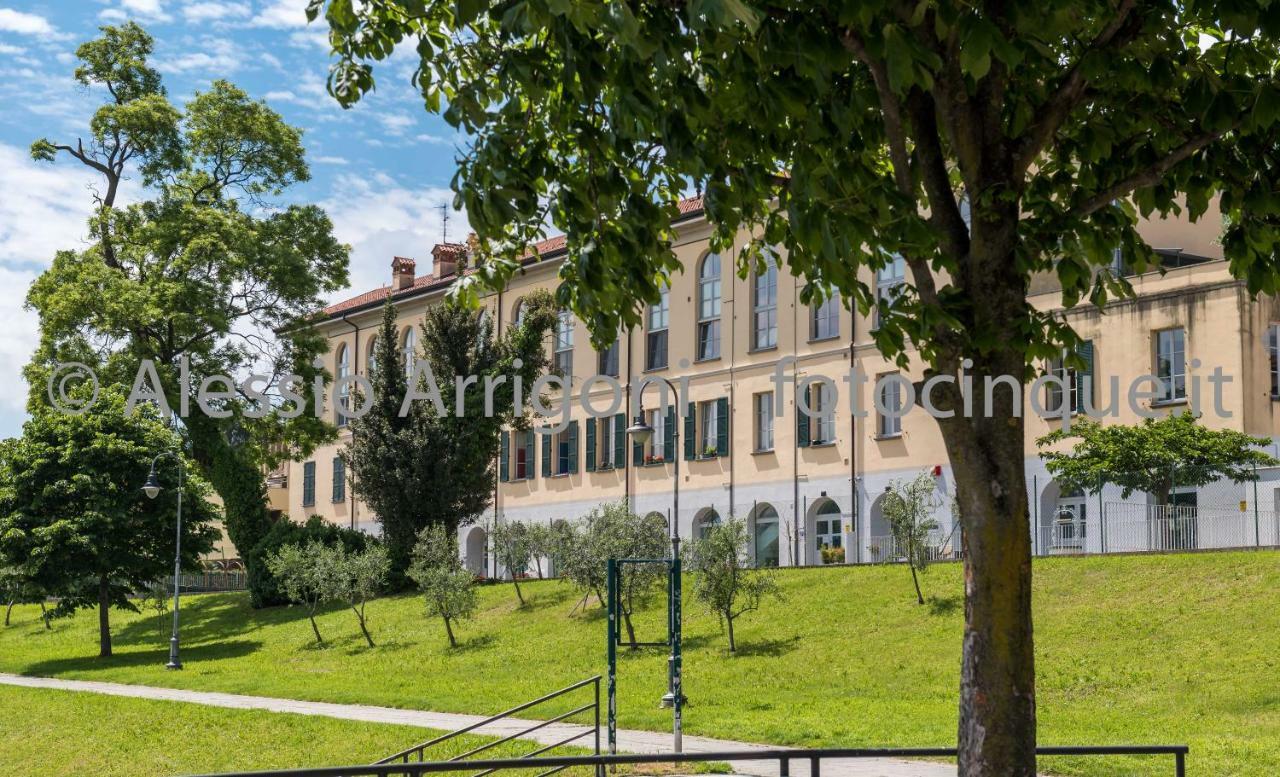 Bluelake Inn Olginate Екстериор снимка