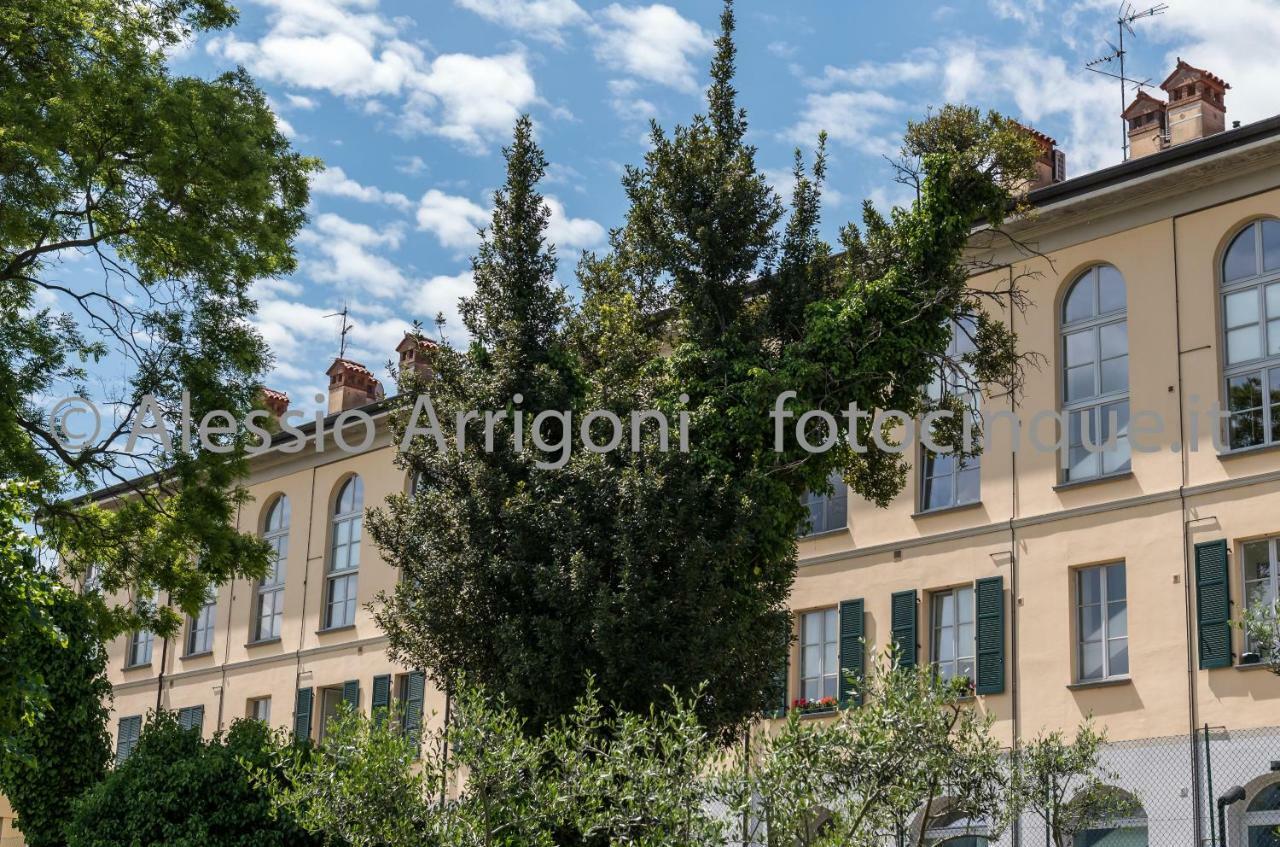 Bluelake Inn Olginate Екстериор снимка