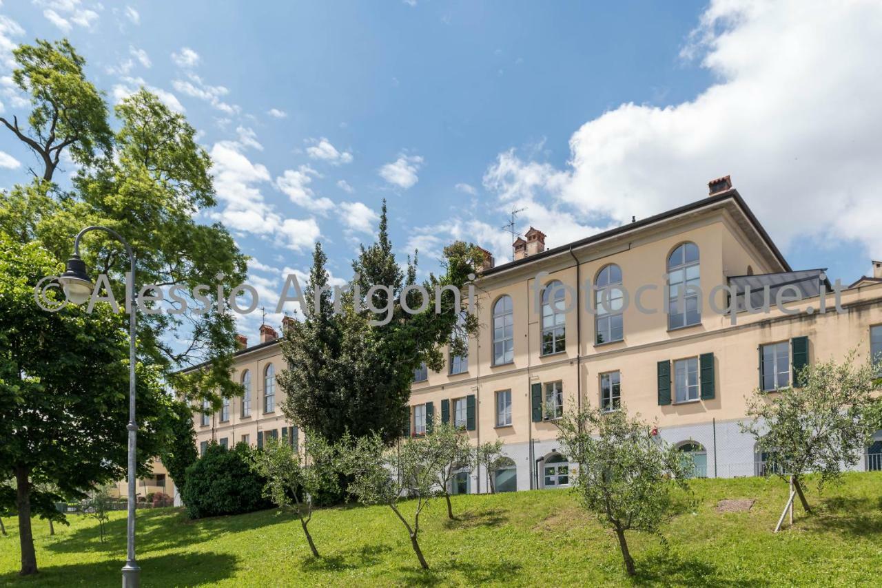 Bluelake Inn Olginate Екстериор снимка
